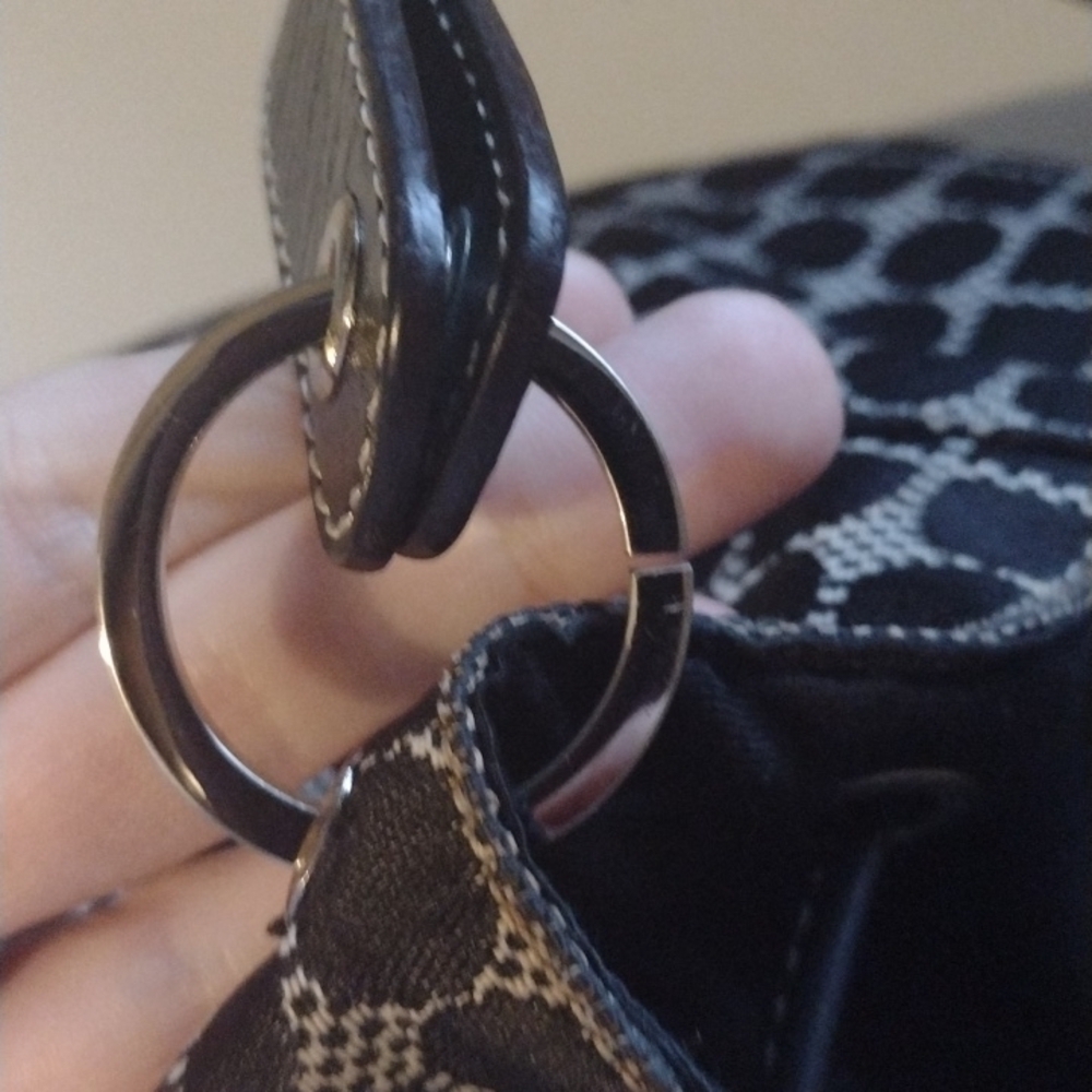 KATE SPADE BLACK WHITE SIGNATURE LOGO DRAWSTRING BUCKET HANDBAG - Picture 8 of 12